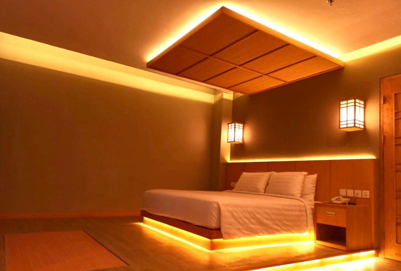 Unuma Hotel Giacarta Esterno foto