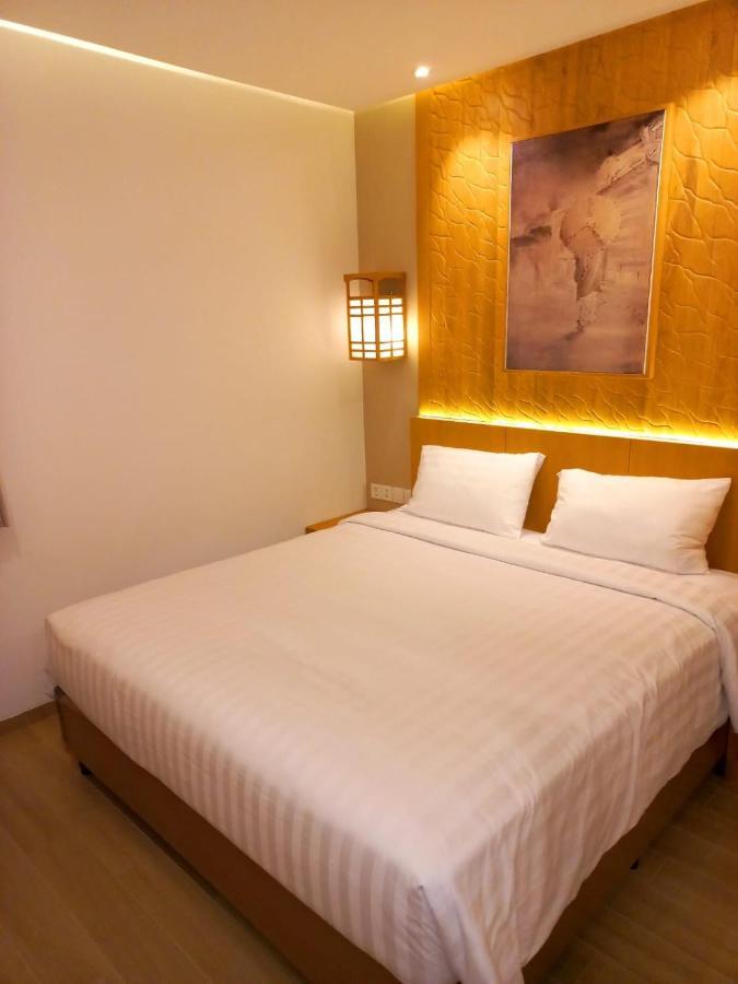 Unuma Hotel Giacarta Esterno foto